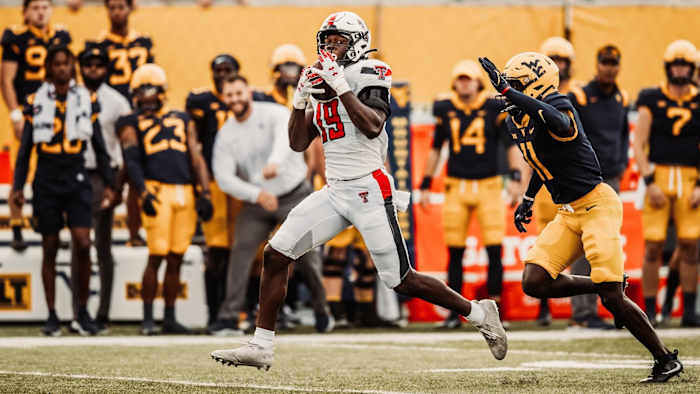 EB_FBatWVU_211002_548